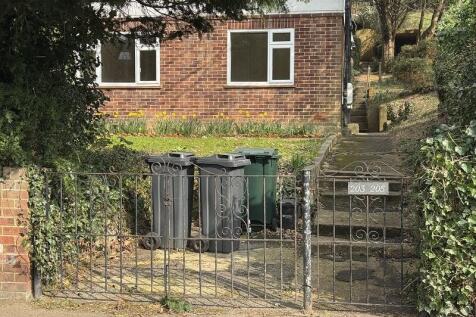 Hemdean Road, Caversham, Berkshire 2 bed apartment for sale