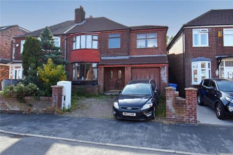 5 bedroom semi-detached house for sale