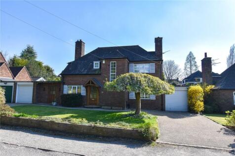3 bedroom link detached house for sale