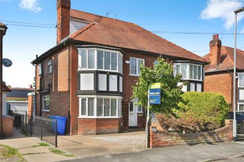 Kingsway, Cottingham, HU16 5BA 4 bed semi