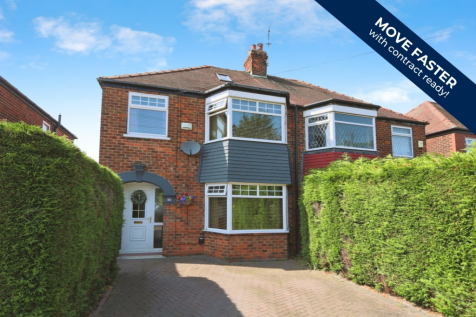 County Road North, Hull, East Riding... 3 bed semi