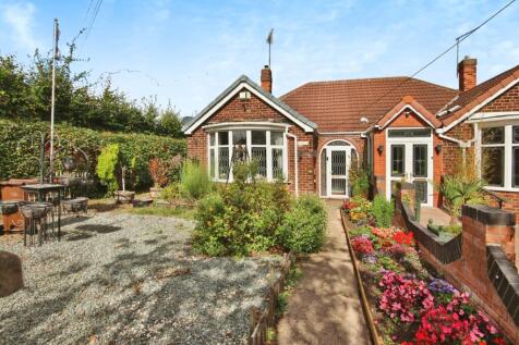 2 bedroom semi-detached bungalow for sale