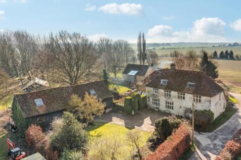 5 bedroom semi-detached house for sale