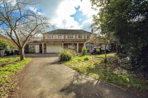 5 bedroom detached house for sale