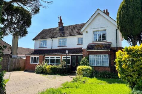 Eastbourne Road, Willingdon 5 bed detached house for sale