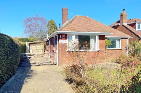New Road, Blackfield 3 bed detached bungalow for sale