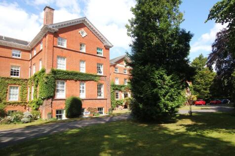 Montfort College, Romsey 2 bed ground floor flat for sale