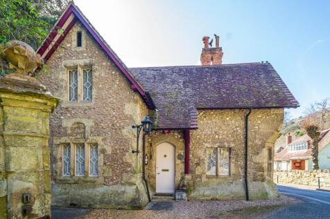 Bonchurch Village Road, Ventnor PO38 2 bed cottage for sale