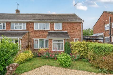 Fairways, Weyhill, Andover, SP11 8DW 3 bed terraced house for sale