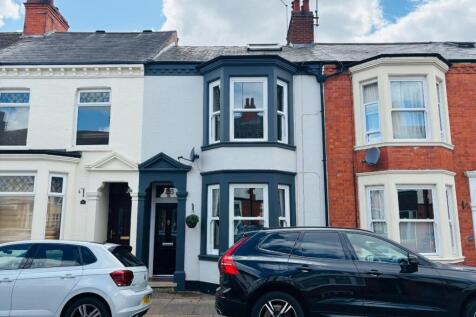 Sandringham Road, Abington... 4 bed townhouse for sale