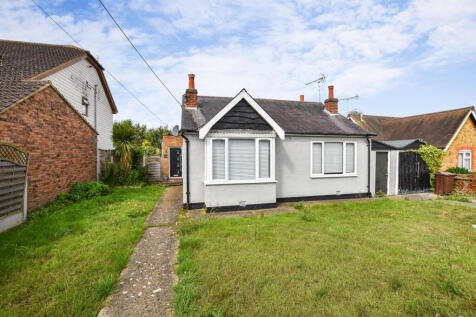 Hullbridge Road, South Woodham... 3 bed detached bungalow for sale