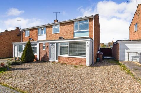 Marklay Drive, South Woodham Ferrers 3 bed semi