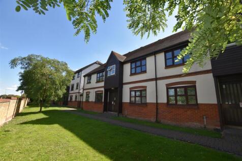 Culver Rise, South Woodham Ferrers 2 bed apartment for sale