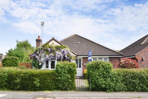 Manor Road, South Woodham Ferrers 3 bed detached bungalow for sale