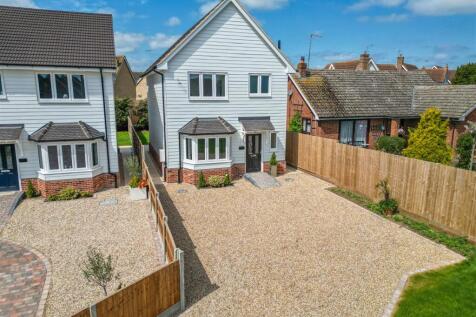 Regency Close Southminster 3 bed detached house for sale