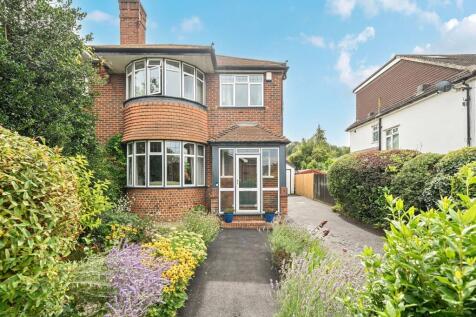 Langley Oaks Avenue, South Croydon CR2 3 bed semi