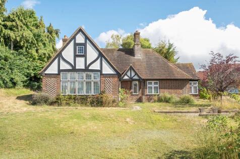 Woodfield Hill, Coulsdon CR5 2 bed detached house for sale