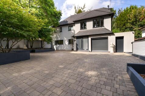 Park Road, Kenley CR8 4 bed detached house for sale
