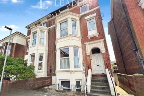 St. Ronans Road, Southsea, Hampshire 2 bed apartment for sale