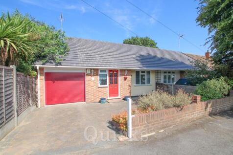2 bedroom semi-detached bungalow for sale