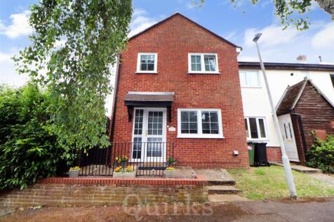 3 bedroom end of terrace house for sale