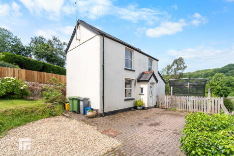 Springfield Gardens, Morganstown... 3 bed detached house for sale