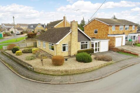 Hammond Way, Market Harborough 3 bed detached bungalow for sale