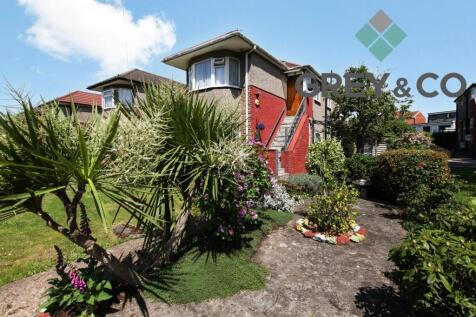 2 bedroom maisonette for sale