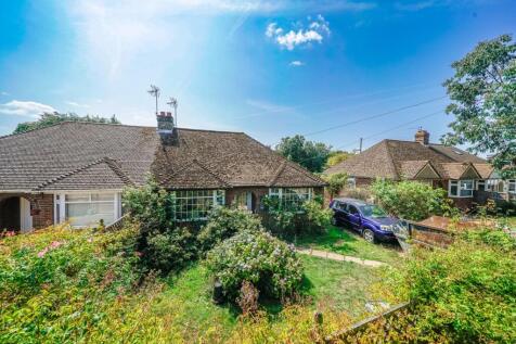 2 bedroom semi-detached bungalow for sale