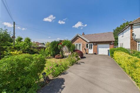 2 bedroom detached bungalow for sale