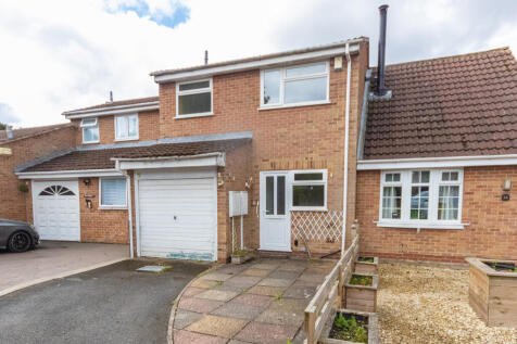 2 bedroom town house for sale