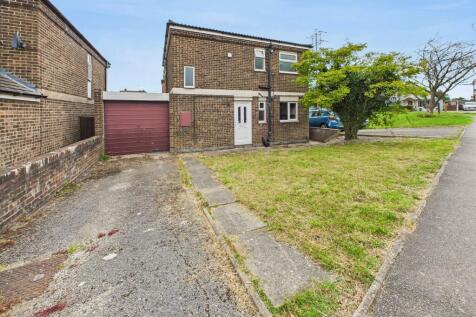 2 bedroom detached house for sale