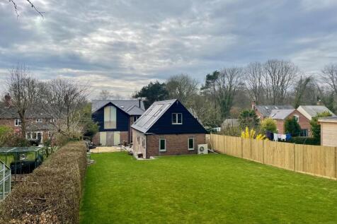SOUTHWICK ROAD, WICKHAM 4 bed detached house for sale