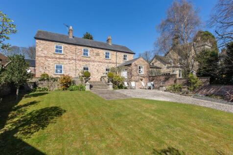 Malton YO17 4 bed cottage for sale