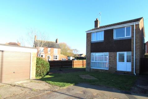 MILL ROAD, BOZEAT 3 bed detached house for sale