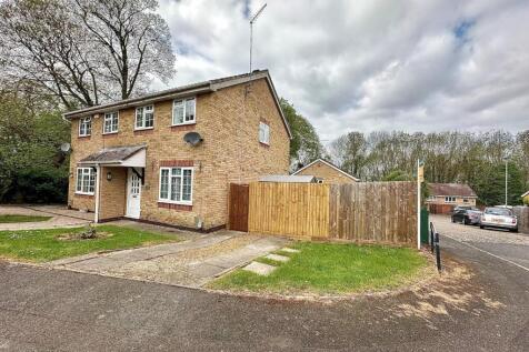 Harksome Hill, West Hunsbury... 3 bed semi
