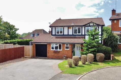 Frosty Hollow, East Hunsbury... 4 bed detached house for sale