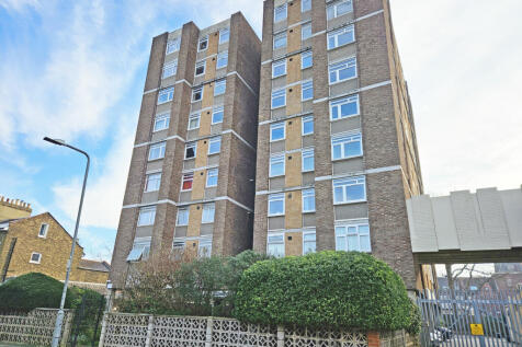 Valebrook, Ilford, Essex, IG1 2 bed apartment for sale