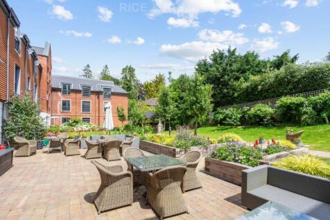 Dukes Ride, Crowthorne RG45 1 bed retirement property for sale