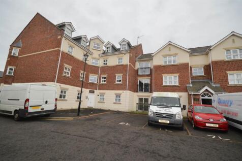 Louise House, Victoria Court 1 bed flat for sale