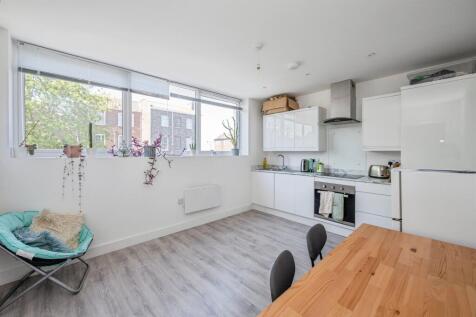 1 bedroom flat for sale