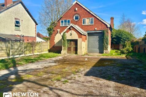 6 bedroom detached house for sale