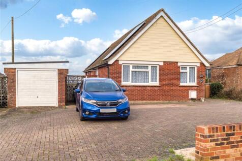 Pallance Road, Northwood, Isle of Wight 3 bed bungalow for sale