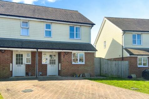 Oaklands View, Cowes, Isle of Wight 2 bed semi