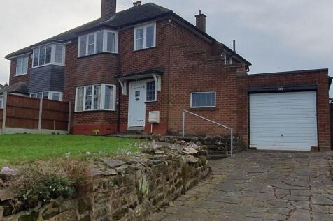 85 Clarence Road, Four Oaks, Sutton... 3 bed semi