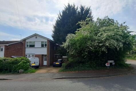 1 Orwell Close, Stourbridge, West... 3 bed detached house for sale