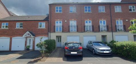 5 bedroom town house for sale