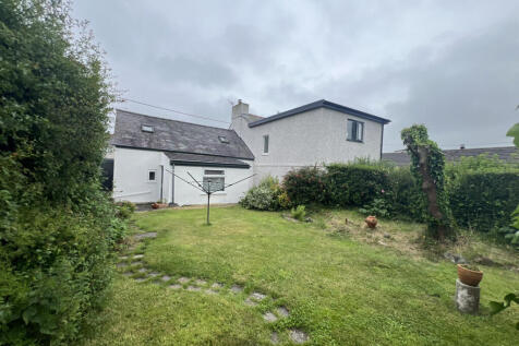 Hermon, Bodorgan, Anglesey, LL62 2 bed terraced house for sale