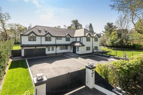 6 bedroom detached house for sale