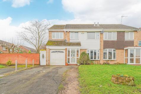 4 bedroom semi-detached house for sale